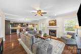 9006 Woodview Court - Photo 18