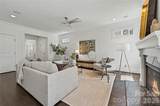 1102 Yale Place - Photo 13