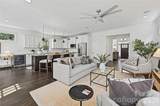 1102 Yale Place - Photo 14