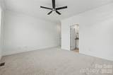 1102 Yale Place - Photo 17