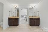 1102 Yale Place - Photo 25