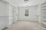 1102 Yale Place - Photo 26