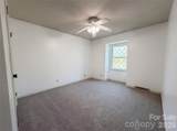 121 Pelham Lane - Photo 14