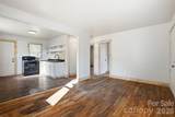 1716 Catherine Simmons Avenue - Photo 10