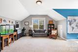 10238 Edgecliff Road - Photo 20