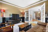 10238 Edgecliff Road - Photo 5