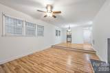 2715 Selwyn Avenue - Photo 6