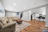 2006 Killarney Place - Photo 7