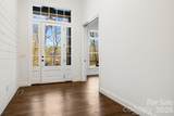 202 Lakeshore Drive - Photo 4