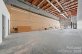 1001 W Avenue - Photo 24