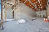 1001 W Avenue - Photo 29