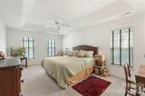 7900 Wilby Hollow Drive - Photo 17