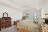 7900 Wilby Hollow Drive - Photo 18