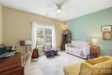 820 Sunset Pointe Drive - Photo 19