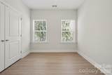 533 Broadway Court - Photo 35