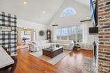 1409 Woodsong Drive - Photo 2