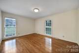 8927 Scarsdale Drive - Photo 16