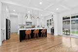 910 Everett Place - Photo 18