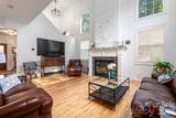 305 Woodview Court - Photo 12