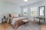 305 Woodview Court - Photo 36