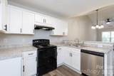 1530 Tiana Way - Photo 11