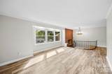 302 Suburban Avenue - Photo 6