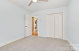 180 Moody Avenue - Photo 32