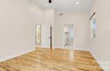 180 Moody Avenue - Photo 5