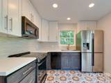 9006 Saint Thomas Lane - Photo 5