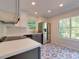 9006 Saint Thomas Lane - Photo 6