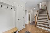 316 Dotger Avenue - Photo 2