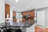709 Heddington Court - Photo 15