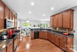 709 Heddington Court - Photo 17