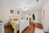 401 Stonecroft Drive - Photo 14