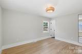 7735 Surreywood Place - Photo 22