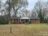 2801 Lyndell Way - Photo 1