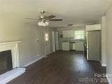 2801 Lyndell Way - Photo 6