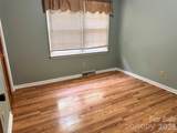 530 Burlington Street - Photo 9