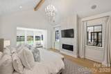 1931 Shoreham Drive - Photo 20