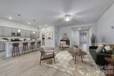 221 Rodeo Drive - Photo 3