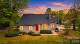 192 Reese Loop - Photo 1