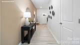 1402 Mammoth Road - Photo 2