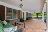 1709 Lakeview Drive - Photo 3