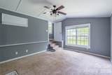2823 Lyndell Way - Photo 11