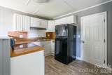 2823 Lyndell Way - Photo 4