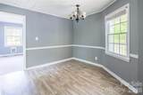 2823 Lyndell Way - Photo 6