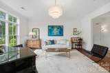 2312 Selwyn Avenue - Photo 5