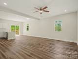 2728 Crawford Avenue - Photo 14
