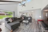 8029 Lucky Creek Lane - Photo 15