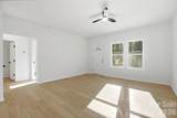 711 Adams Street - Photo 5